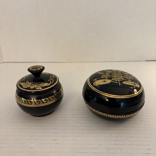 Lacquered wood trinket boxes - 2,